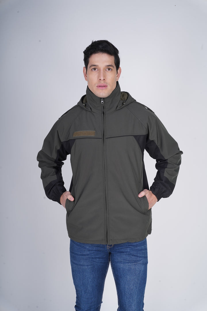 Tactical Outdoor Jacket – Rugged, Lightweight & Water-Resistant