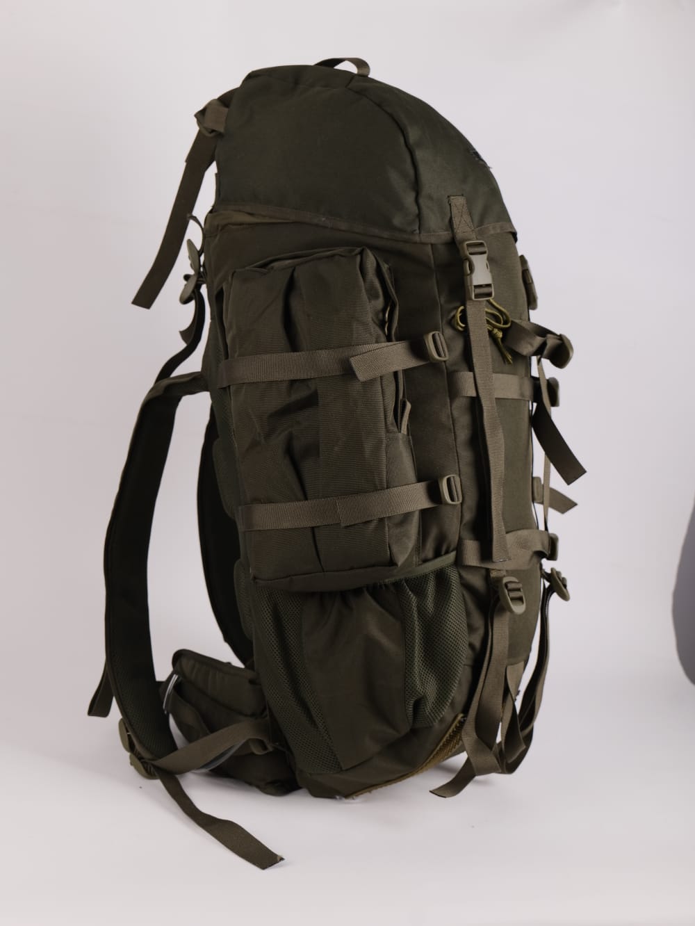 Armsfit SAURYA RUKSHUK  Dark Green – Ideal for Men & Women 65LTR